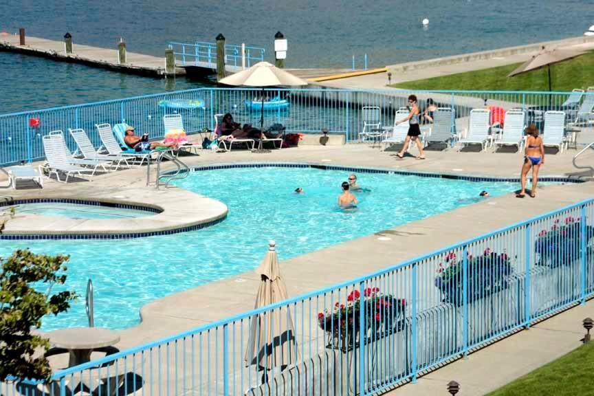 Petersons Waterfront Apartment Chelan Exterior photo